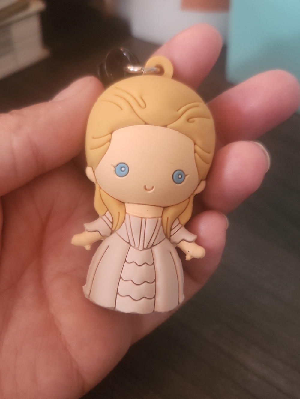 Hocus Pocus Allison Keychain - Picture 3 of 3